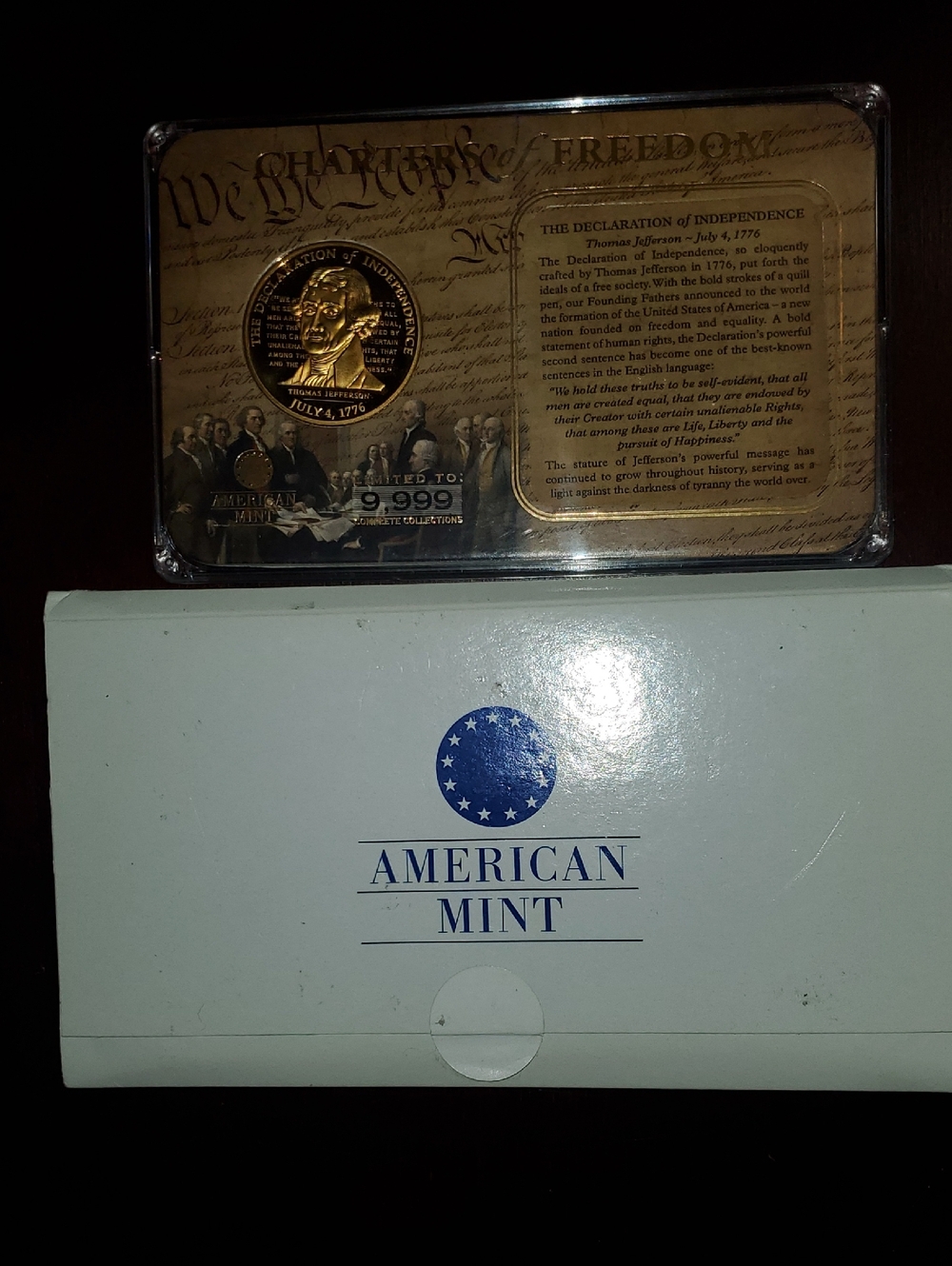 Gold Tone Declaration of Independence Commemorative Plaque - Gold